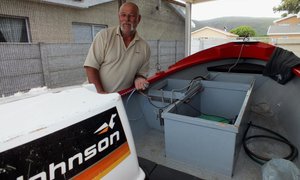 Groot skrik met boot omslaan